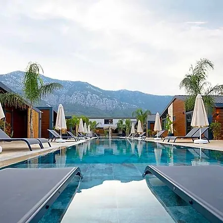 Rota Kilidonia Karaoez Suites&villas 호텔